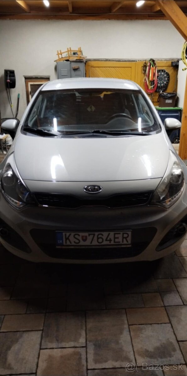 Kia Rio - 6