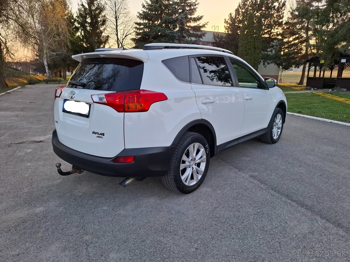 Toyota RAV4 2.0 benzin 4x4 - 6