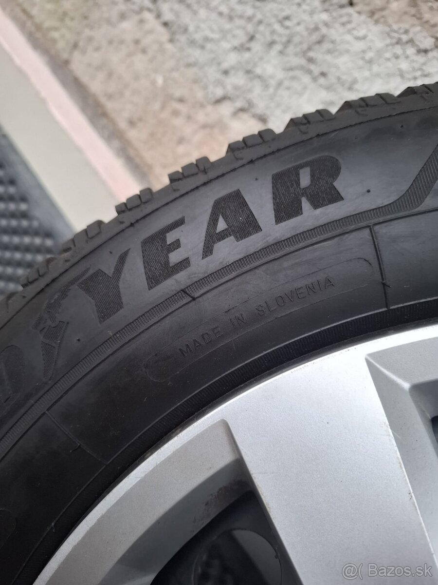Zimna sada VWGROUP, Goodyear 205/60 R16,5x112,7 mm, 2024 - 6