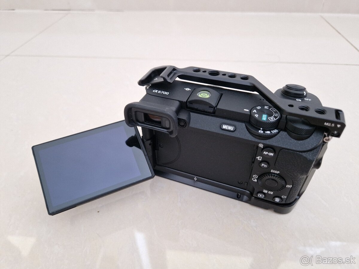 Sony a6700+príslušenstvo - 6