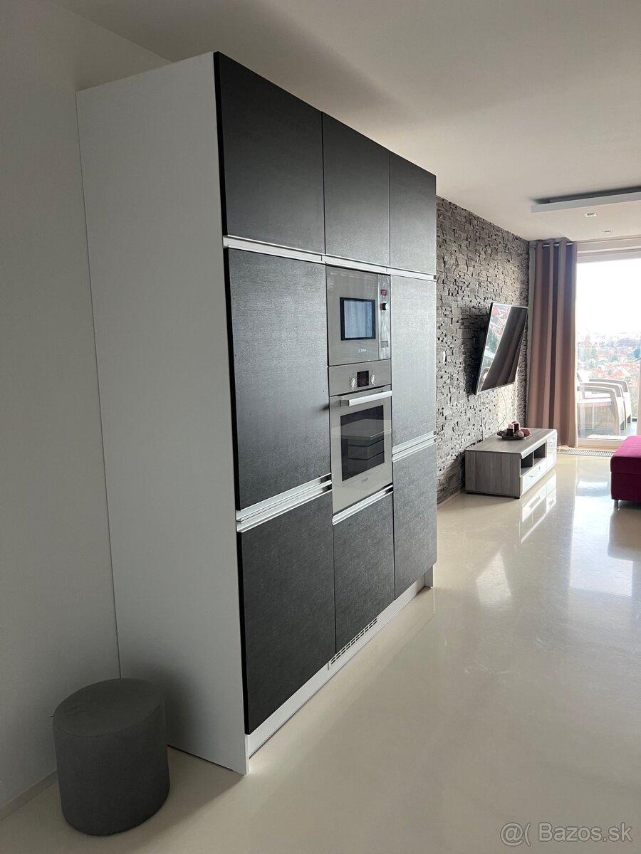 Predám trojizbový byt v PLATO Levice - 6