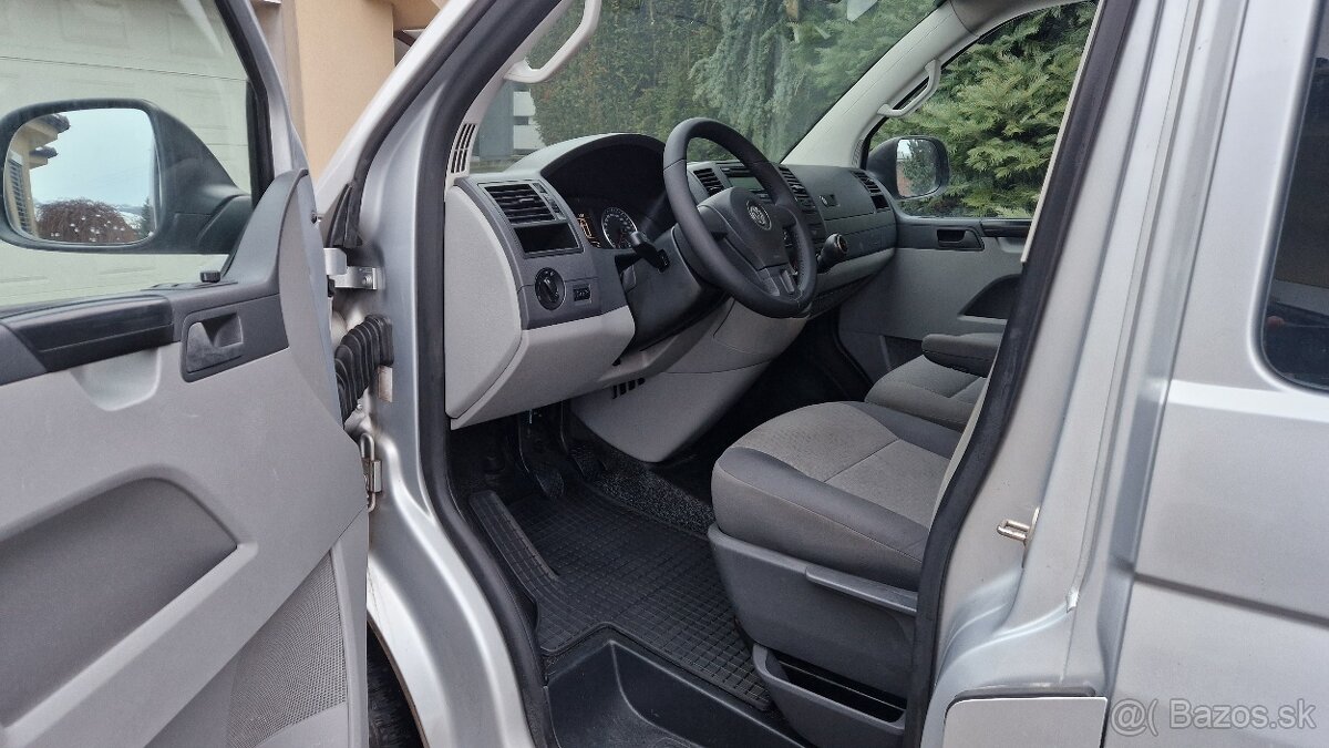 VW Caravelle 4x4, 2,0TDI 103kW, M6, 2011 - 6