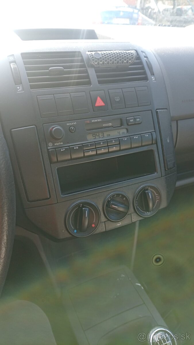 Volkswagen Polo 1.2 - 6