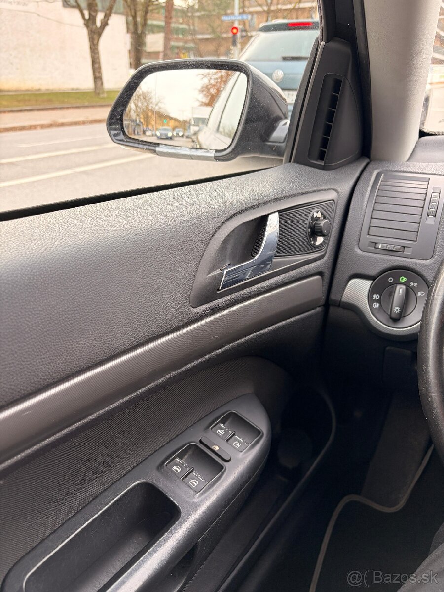 Predam skoda octavia 2 / 2.0 DIESEL - 2006 - 6