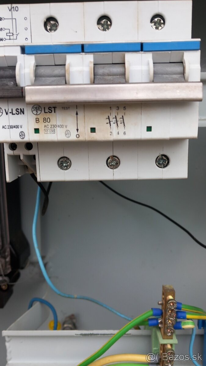 staveniskový rozvádzač - 6