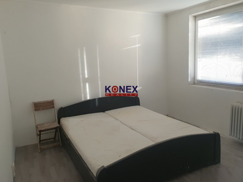 NA PREDAJ Poschodový rodinný dom v obci Senné - 6