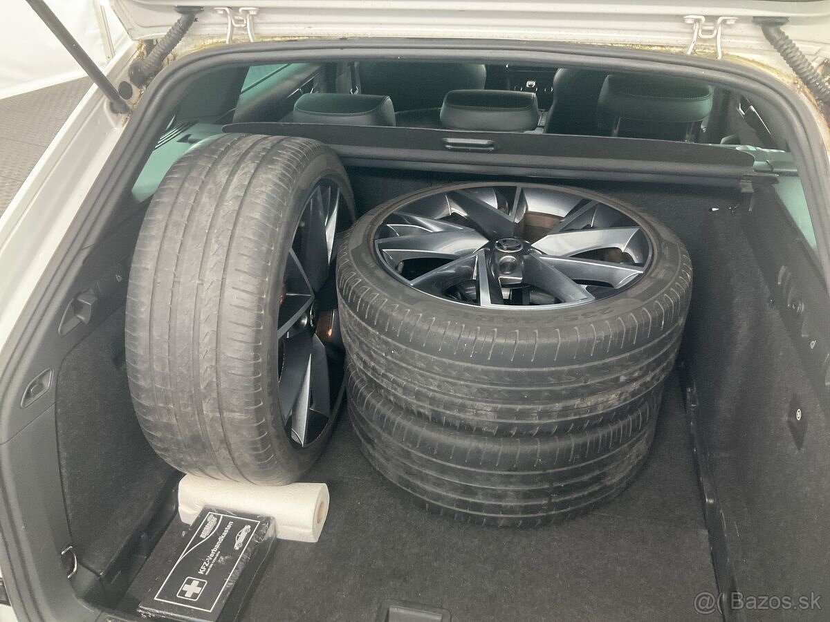 Škoda Superb Combi 2.0 TDI 190k Sportline Manuál 6st - 6