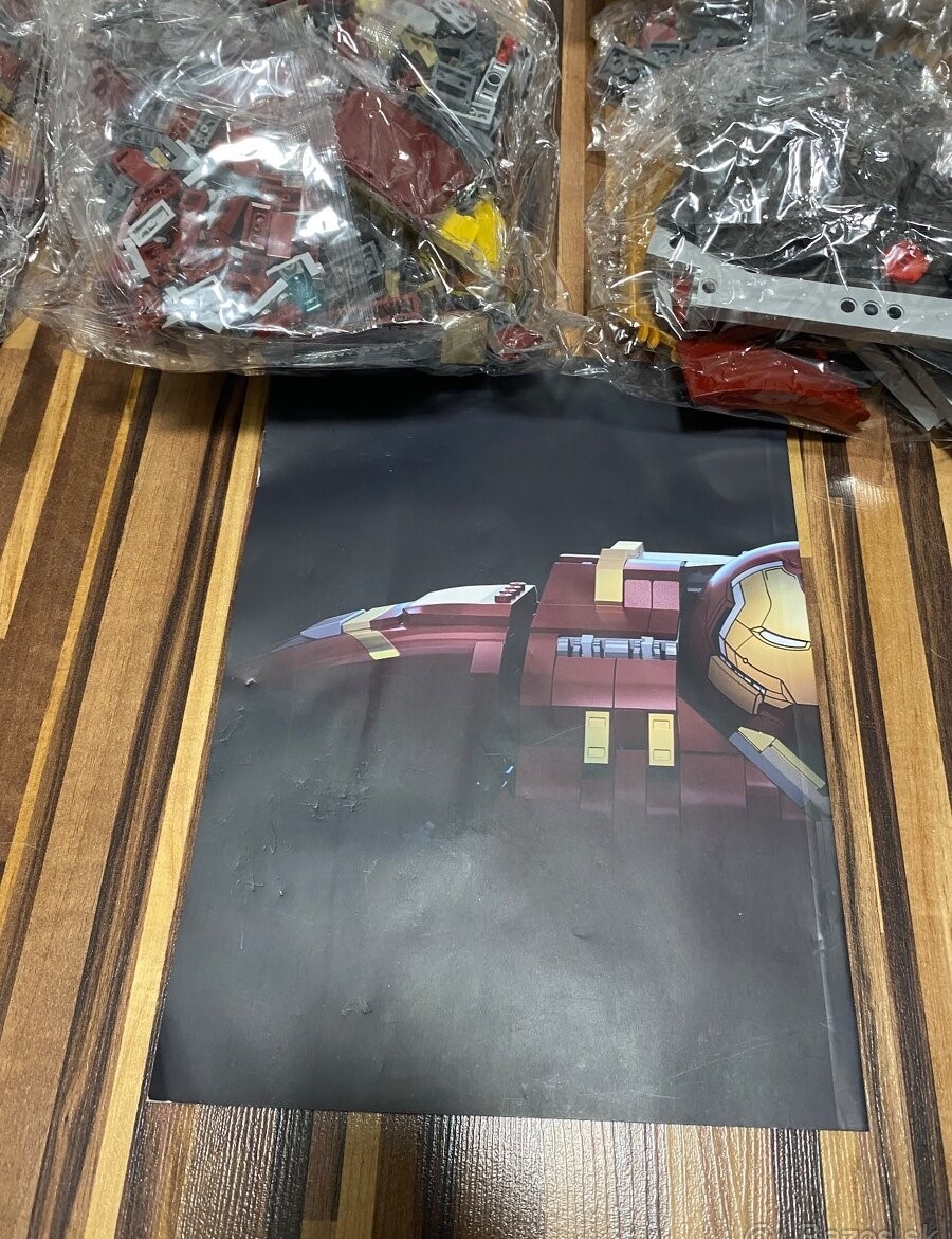 Hulkbuster Marvel 76210 - 6