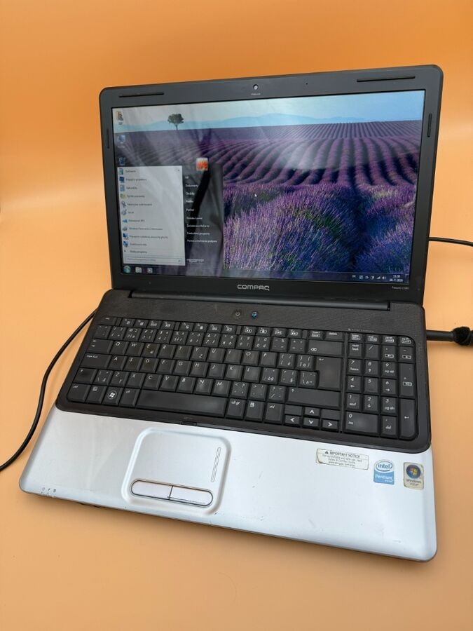 Notebook Compaq Presario CQ61 / 160GB HDD / Win 7 Pro - 6