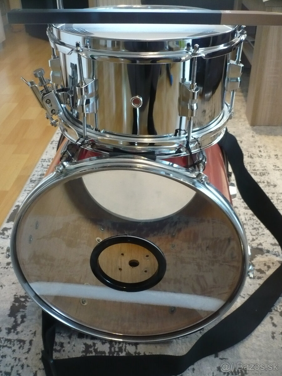 Bicie s činelkou na chodníky - 6