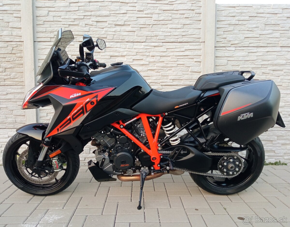 KTM 1290 SUPER DUKE GT - 6