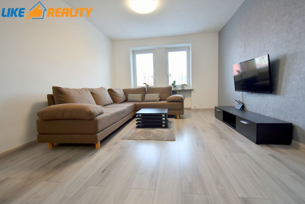 Prenájom 2 izbový byt Centrum, Štúrovo námestie - 6