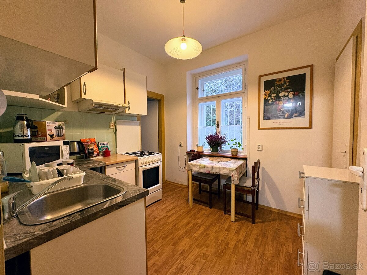 VÝNIMOČNÁ POLOHA - CHARIZMATICKÝ BYT NA PREDAJ - 6