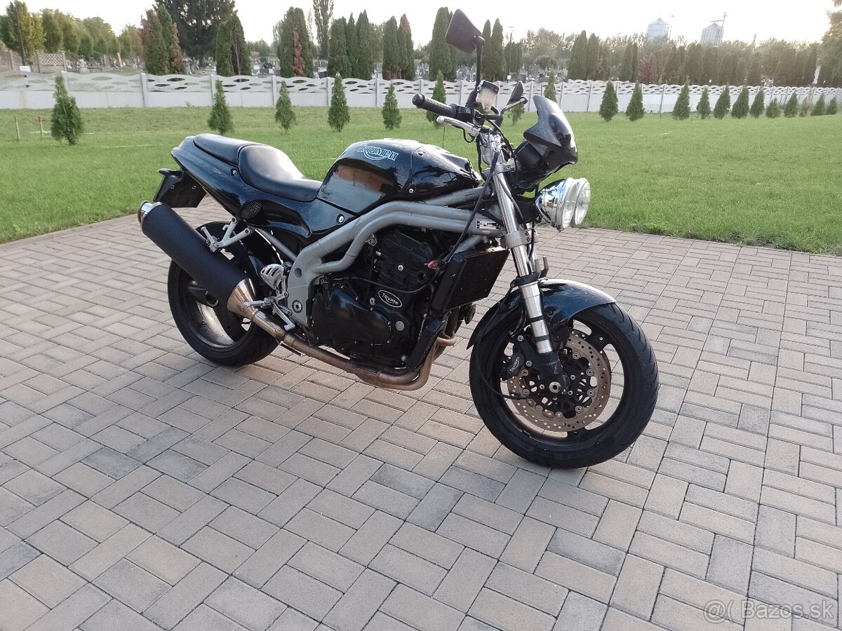 Triumph Speed Triple 955i - 6