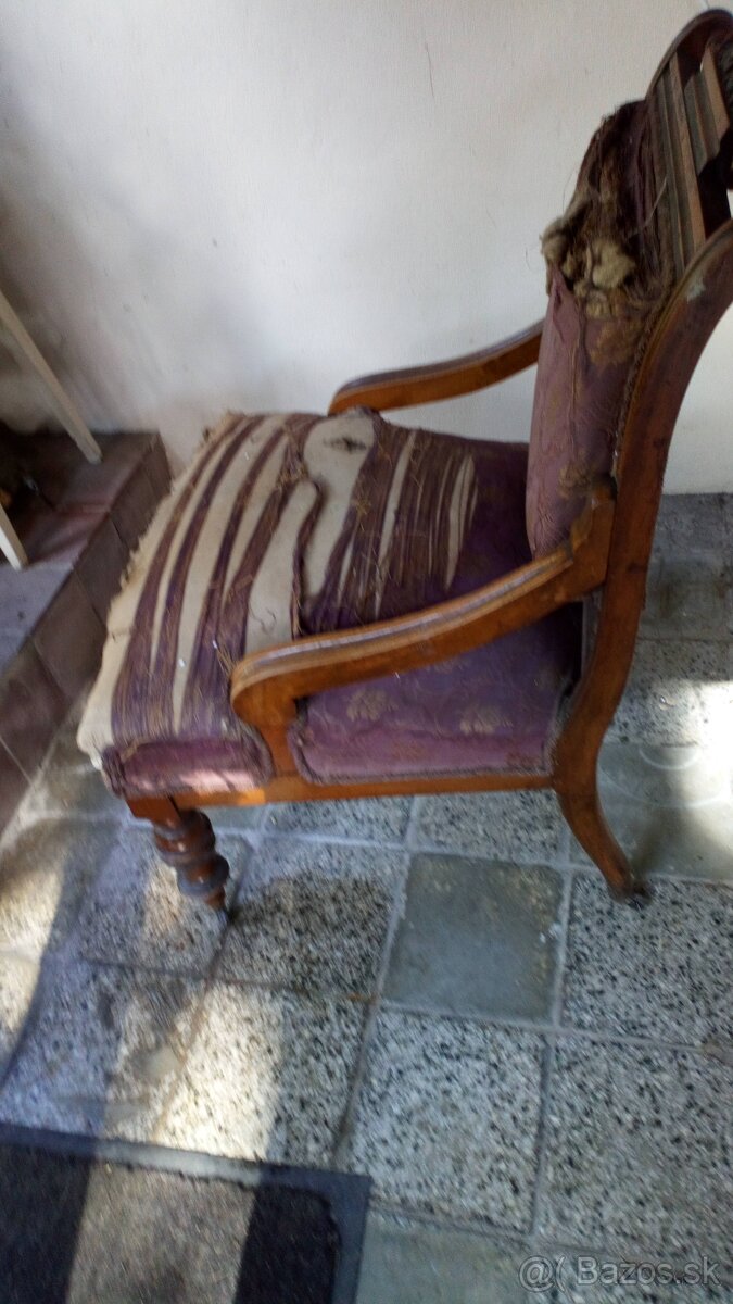 RETRO DREVENÁ SEDACIA SÚPRVA - 6