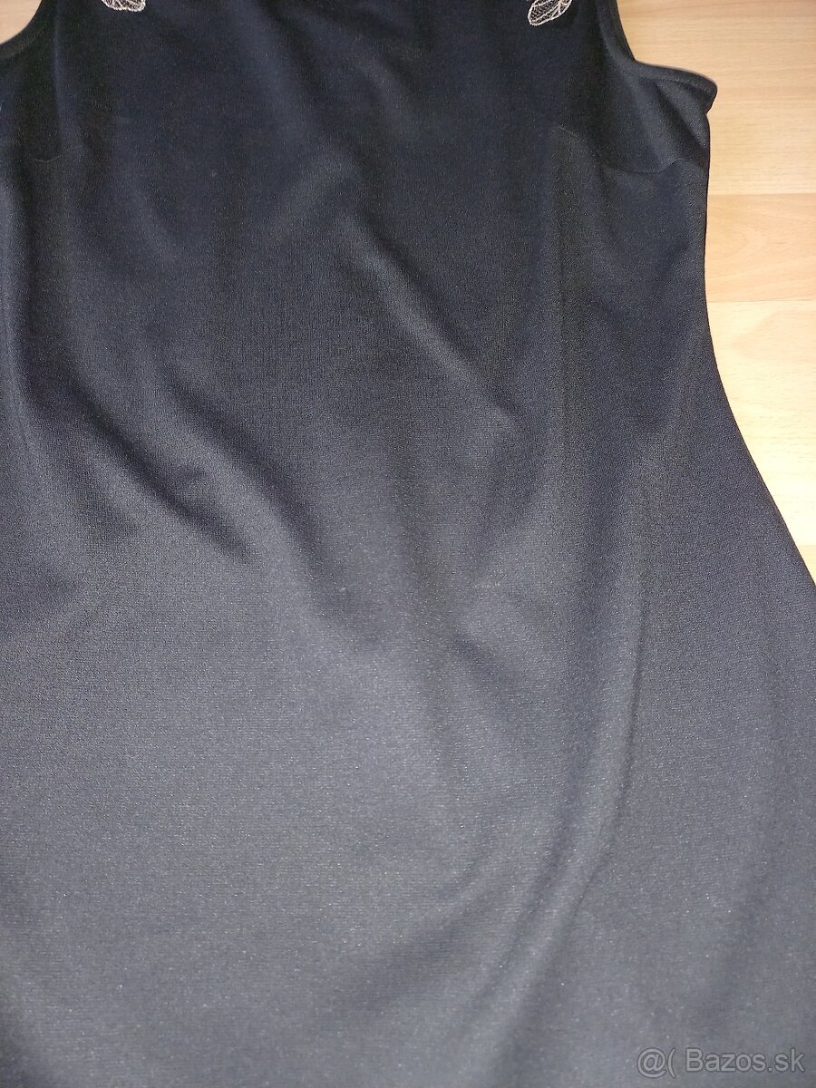 Čierne koktejlové šaty - 6