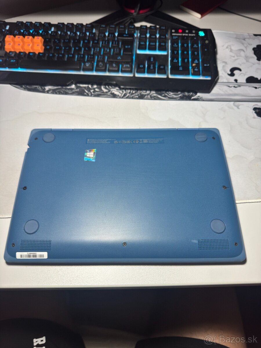 HP 2v1 Notebook+Tablet Dotykový,3.1GHz/8GB,SSD 128GB,8h+ - 6