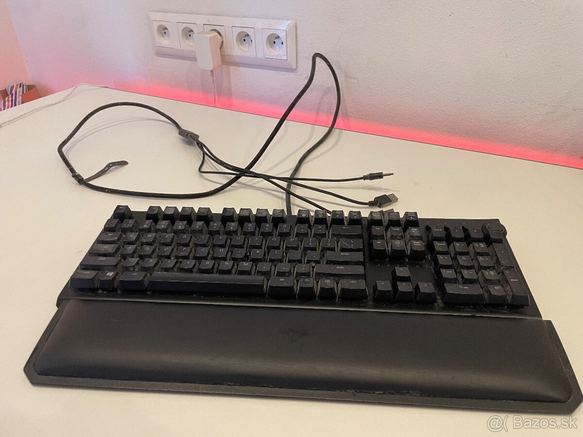 Predám herný set – PC + monitor + klávesnica - 6