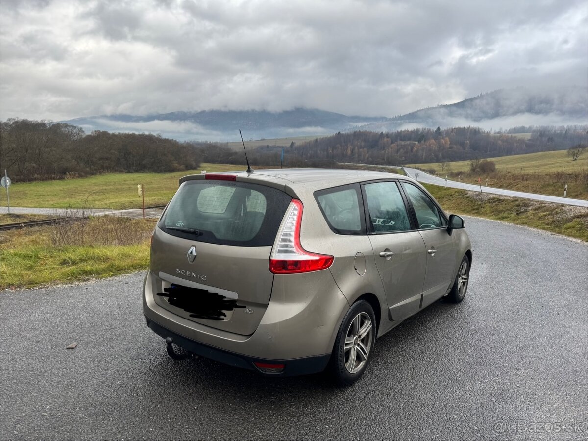 Renault Grand Scénic 1.9 DCi 7Miestne 96KW - 6
