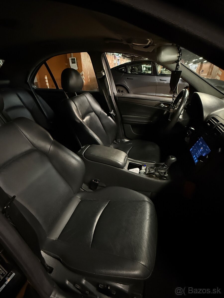 Súrne Mercedes Benz C220 CDI (w203) Avantgarde - 6