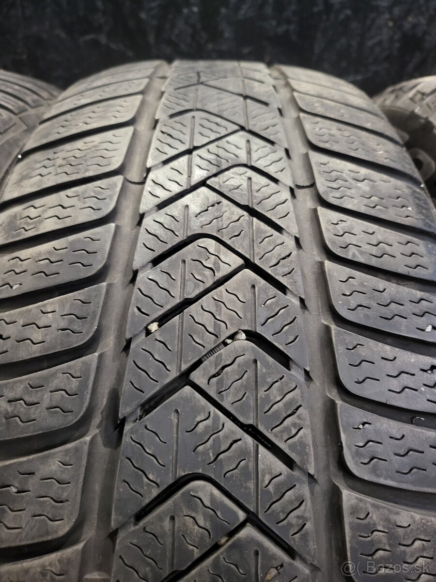 225/55 R17 Pirelli-Vredestein zimne pneumatiky - 6