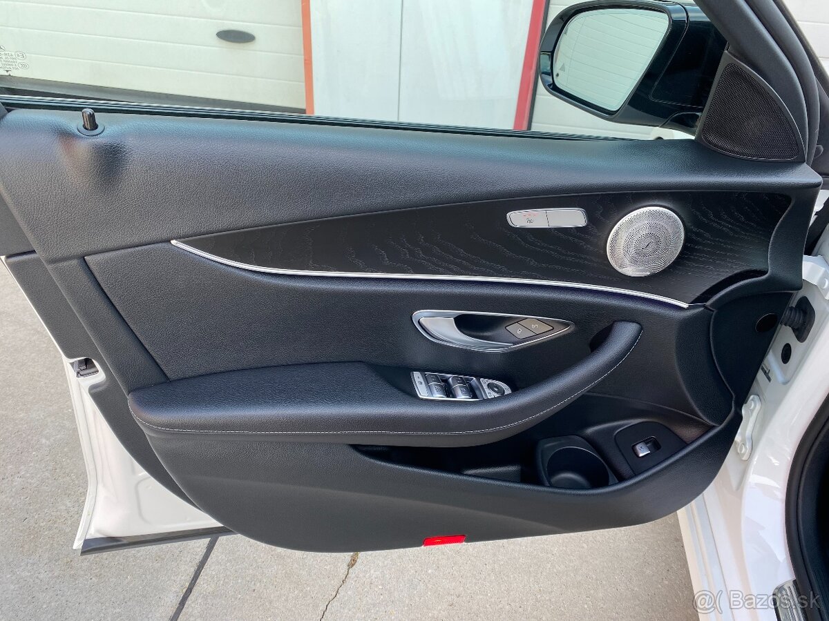 Mercedes-Benz E trieda Kombi 220 d 4MATIC A/T DPH - 6