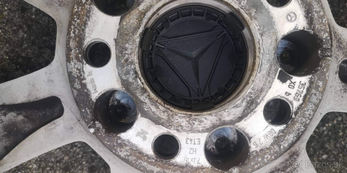 ZIMNÁ SADA MERCEDES R-16 - 6