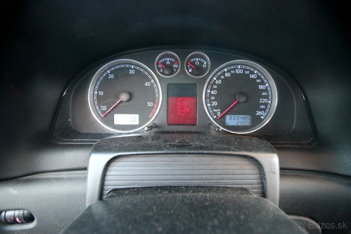 Predám VW Passat B5.5 Combi 1.9TDI 96 kW 4motion - 6