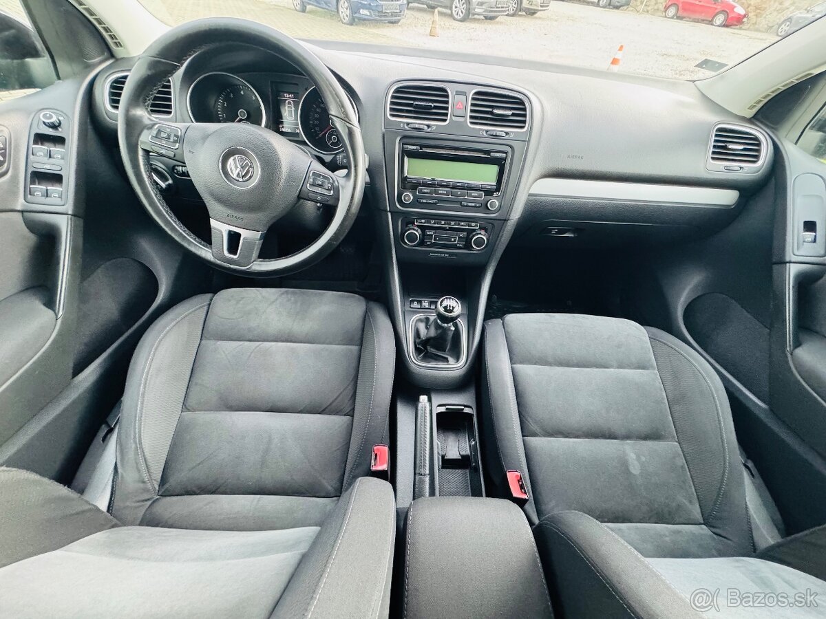 VOLKSWAGEN GOLG 6 - 6