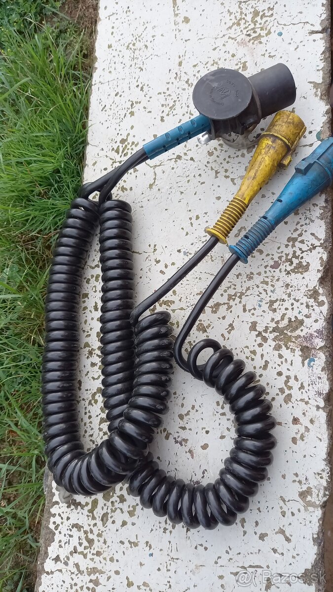 Predám rôzne pomocné źariadenia k LKV - 6