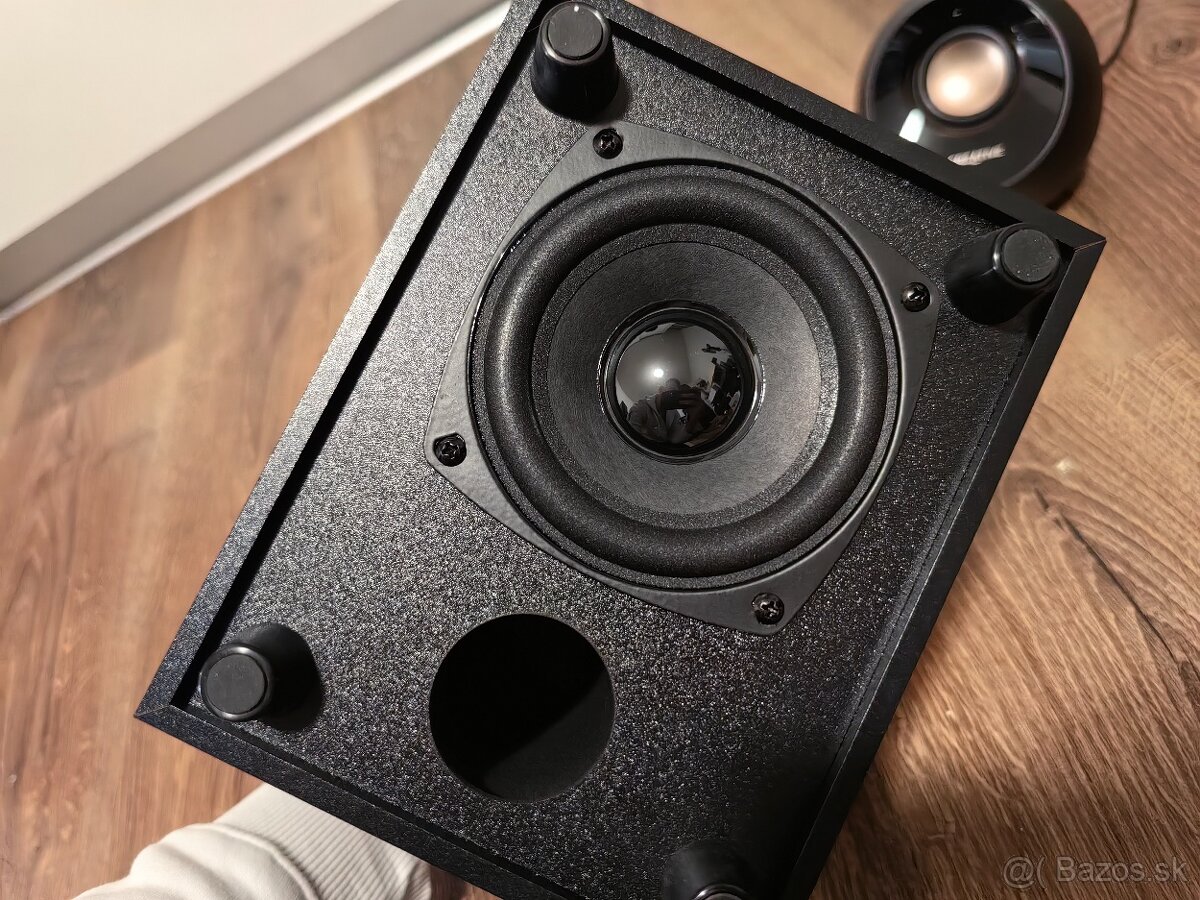 Creative Pebble Plus 2.1 - 6