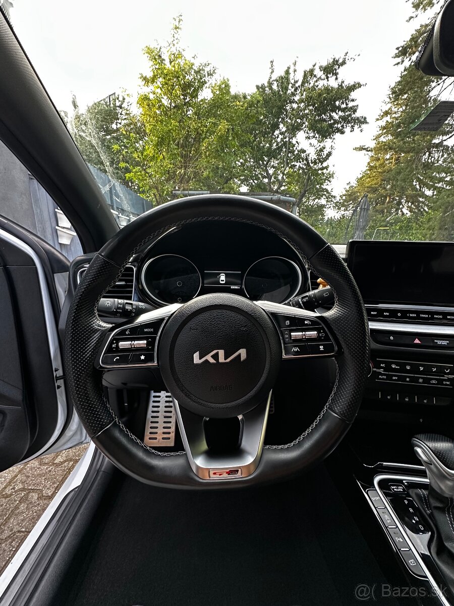 KIA Proceed 1,5 TGDI - 6