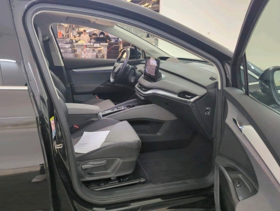 Škoda Enyaq 80 r. v. 2021,r. v. 2024, 72000km - 6