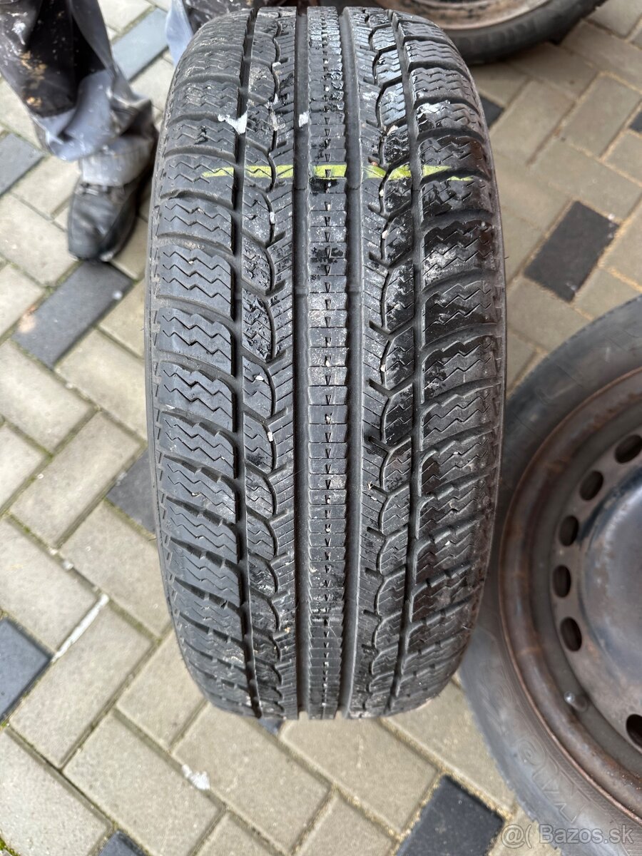 Ponukam na predaj 4x kolesa+puklice - 6