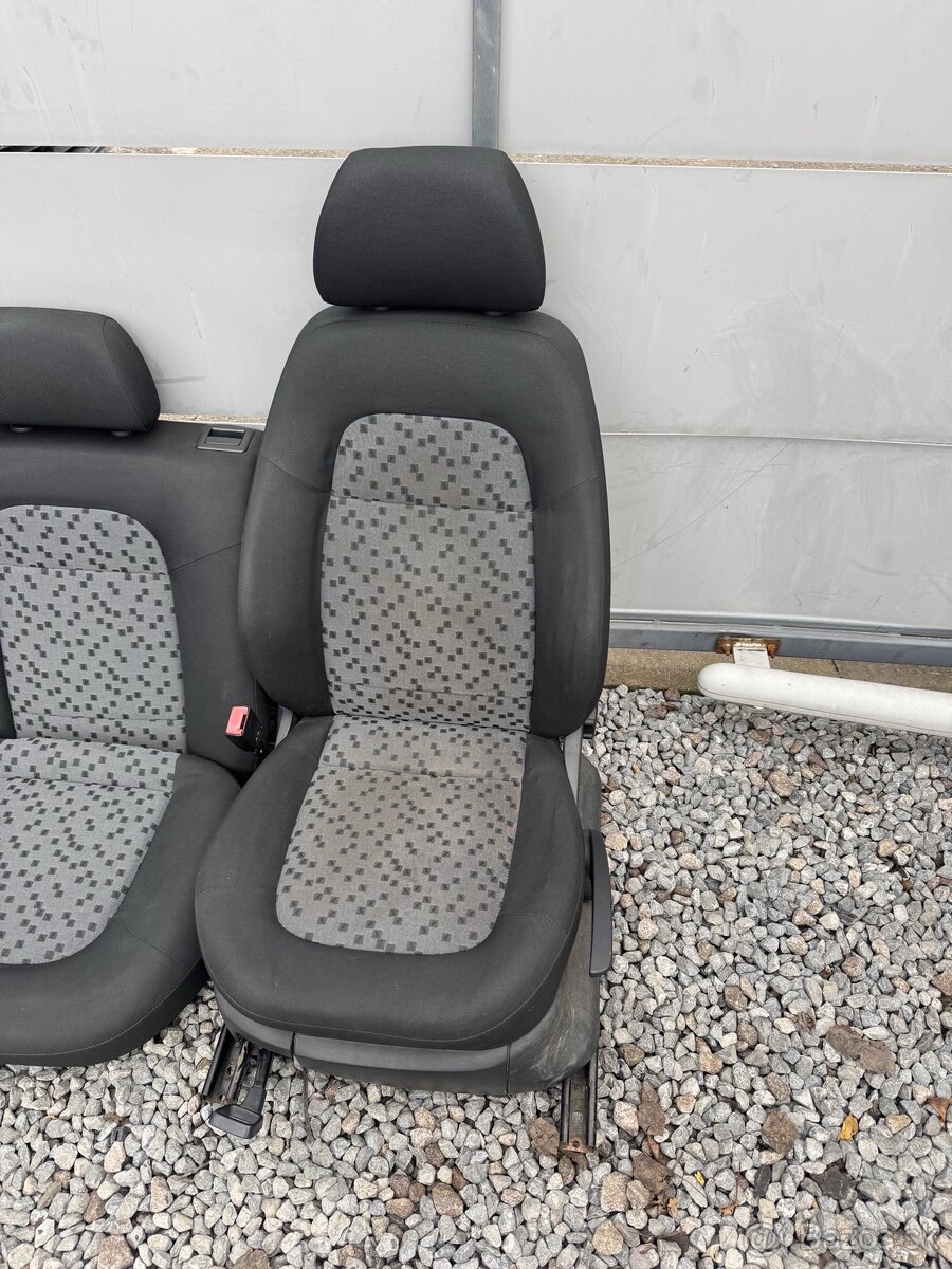 Sedačky Škoda Fabia I - 6