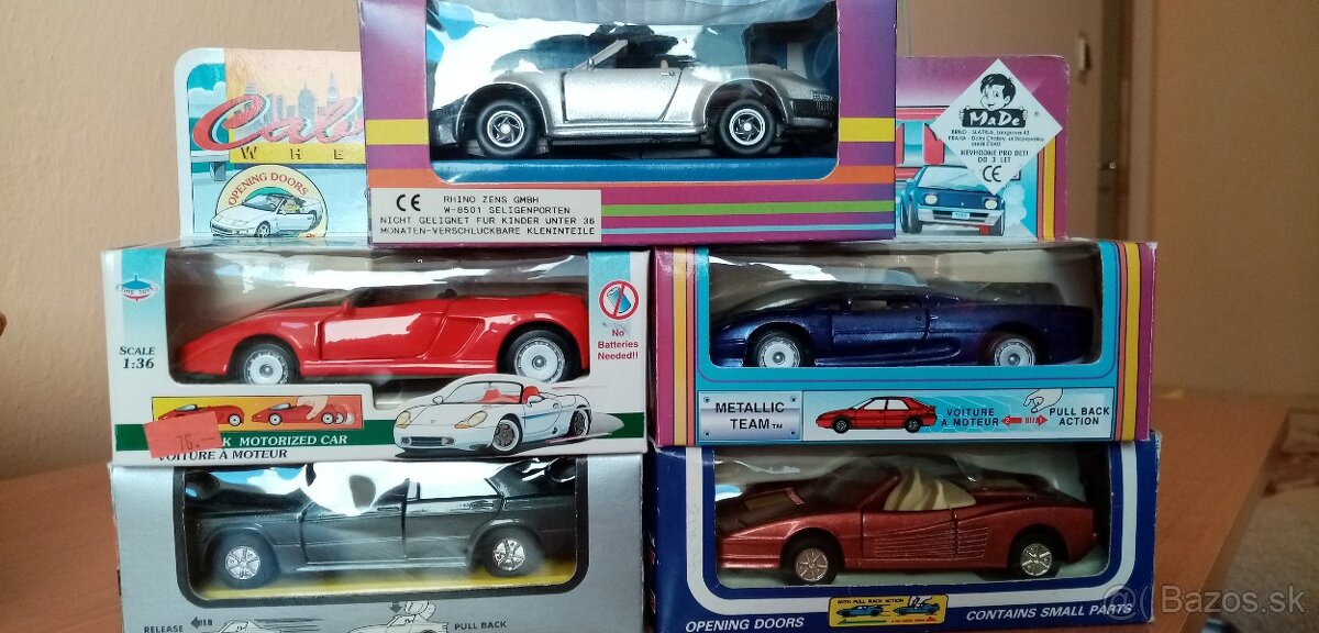 Modely autíčiek. - 6