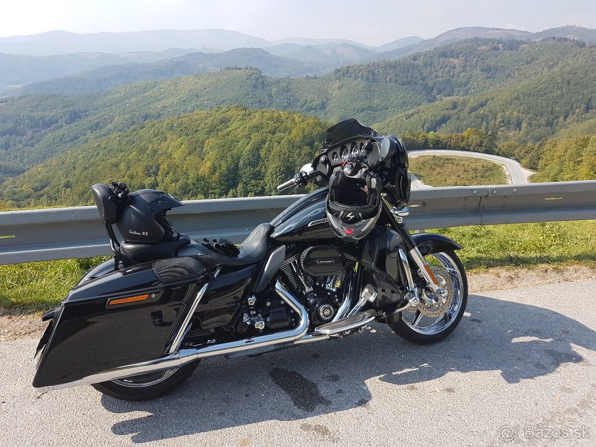 Harley Davidson street glide CVO - 6