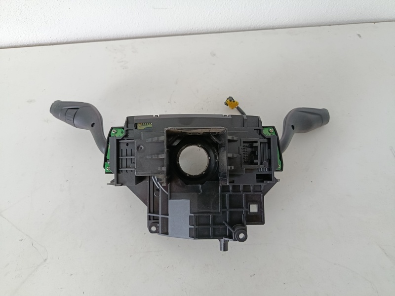 prepinacie packy focus mk3 bv6t13n064aj 80€ - 6