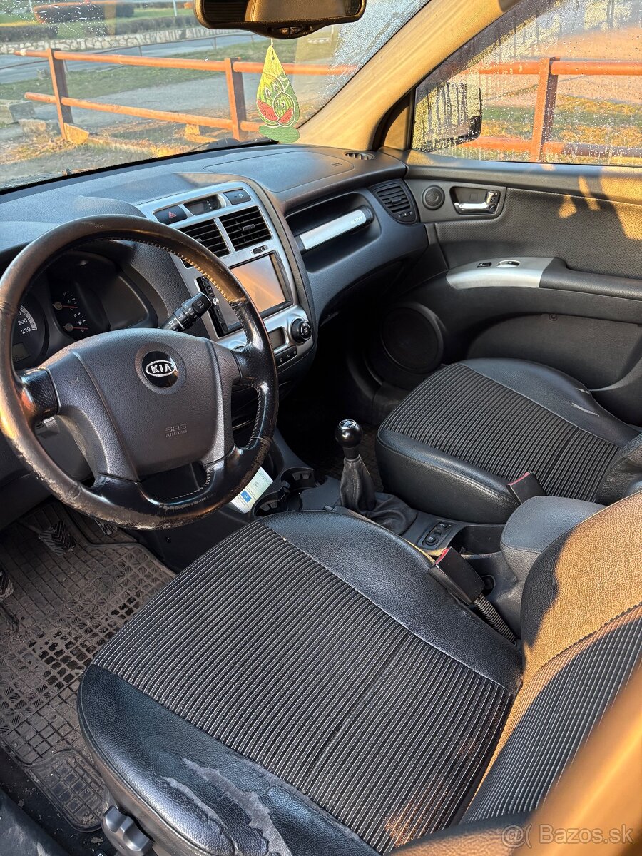 Predám KIA Sportage 2.0 85kW 4x4 - 6