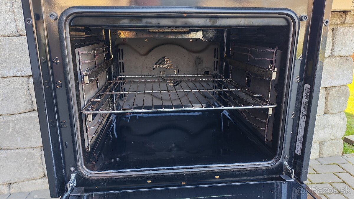 Teplovzdušná rúra whirlpool - 6