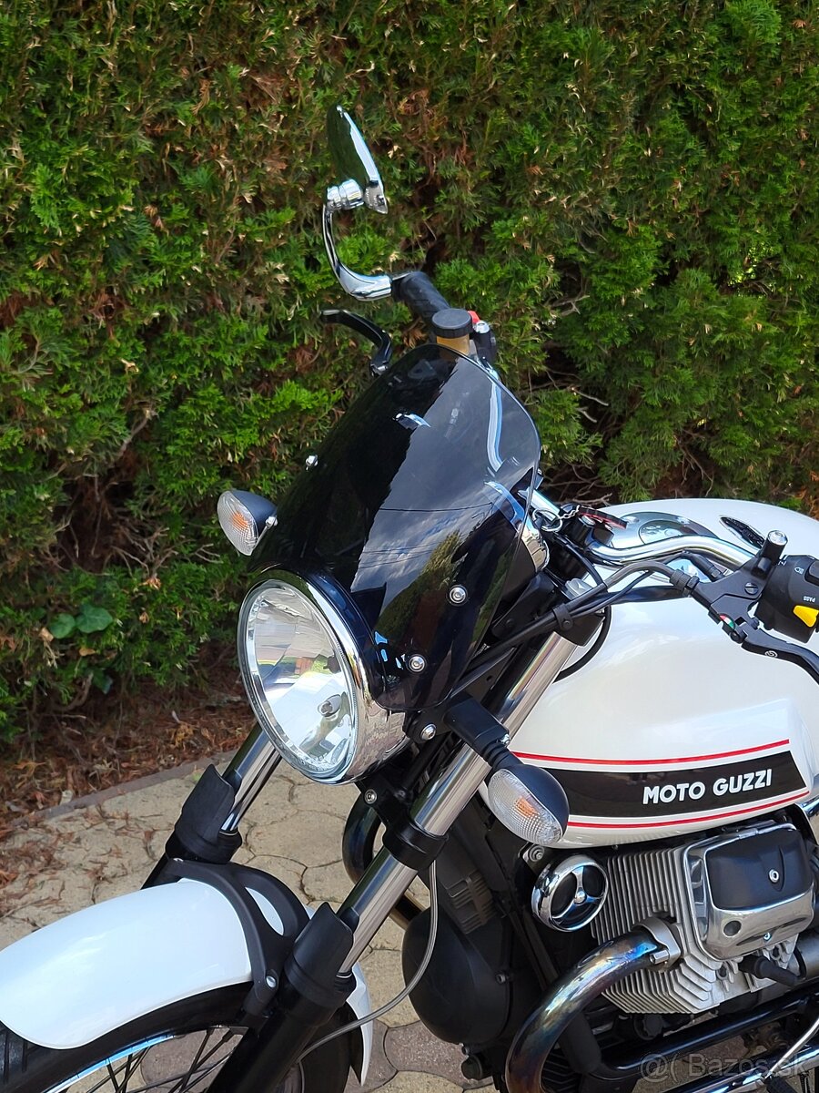 Moto Guzzi V7 Classic 2011 - 6