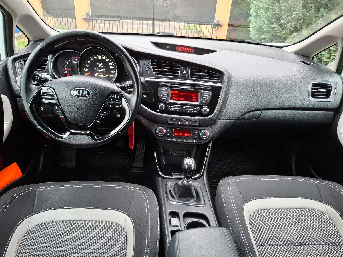 Kia Ceed 2012 - 6