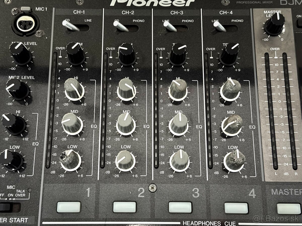 Pioneer DJM 700 - 6