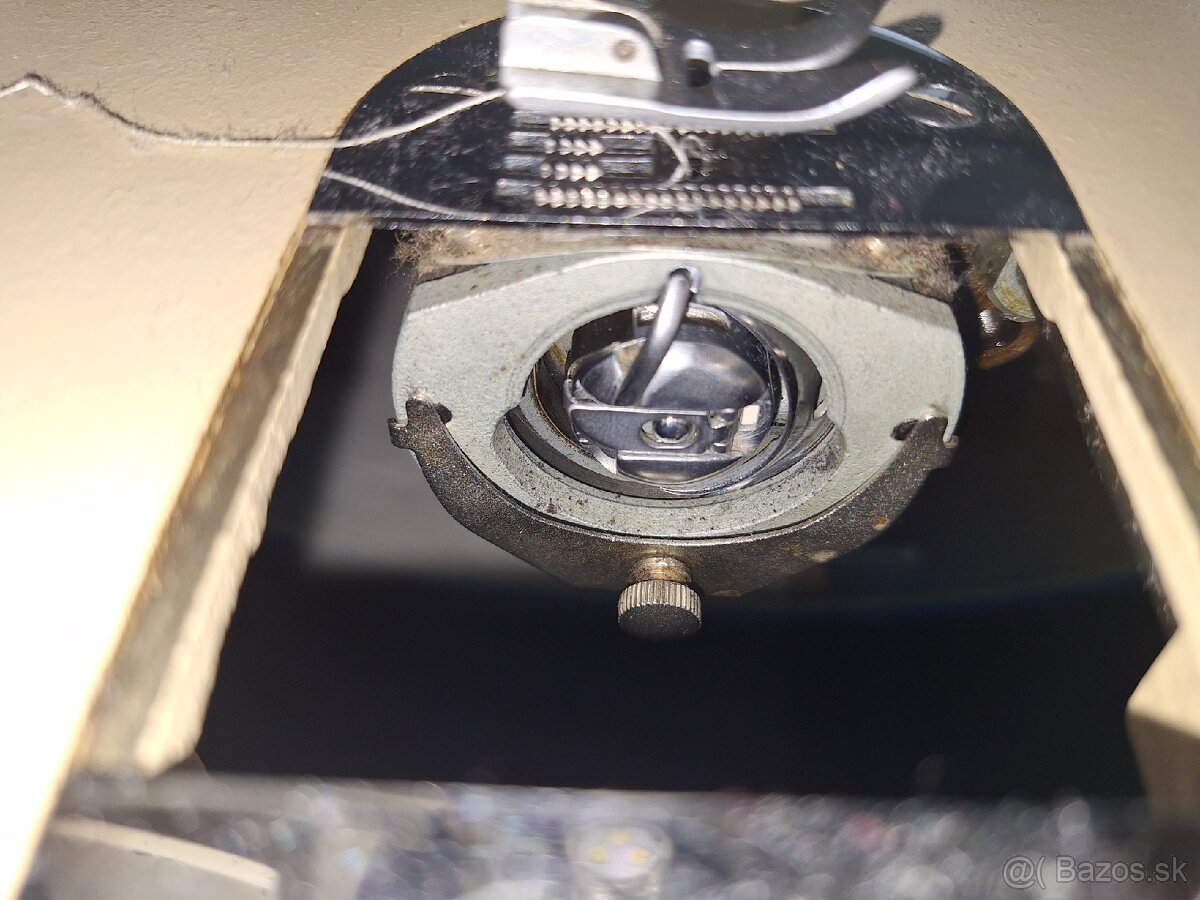 Šijací stroj Lucznik - 6