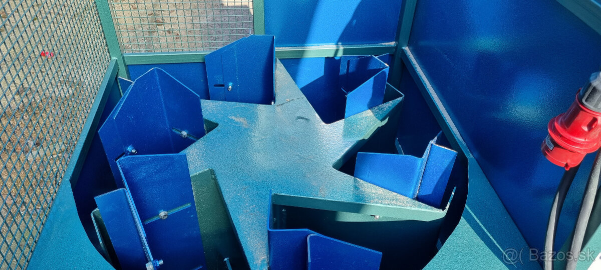 Predám Špalkovaciu Pílu OP-1500 - 6