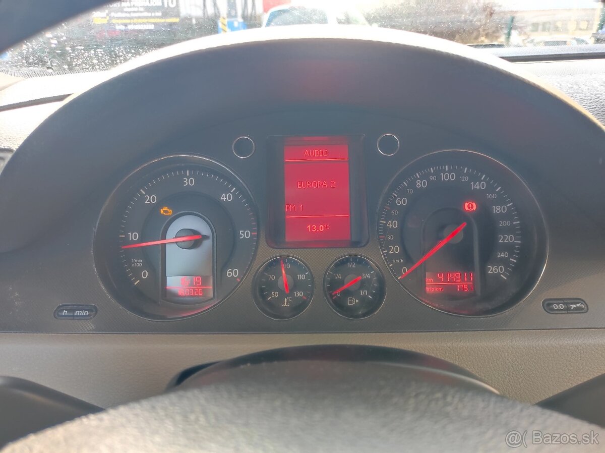 Volkswagen Passat B6 - 6