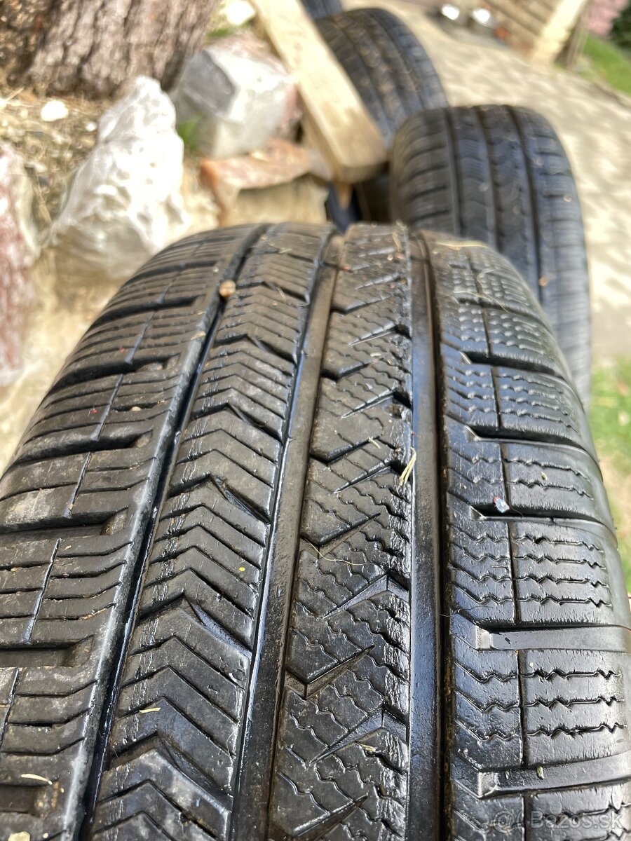 Pneu 205/70 r15 - 6