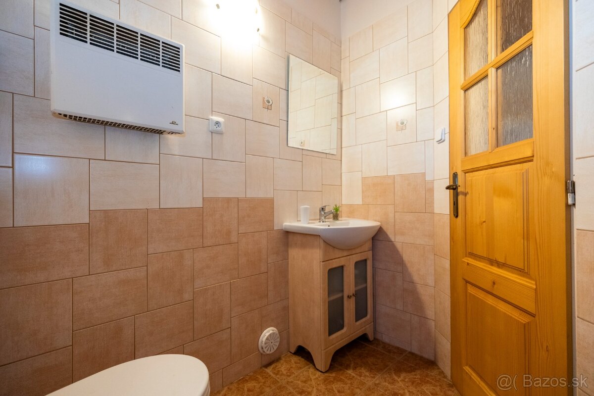 3-poschodová chata vo Zvolene na Západe, celoročná - 6
