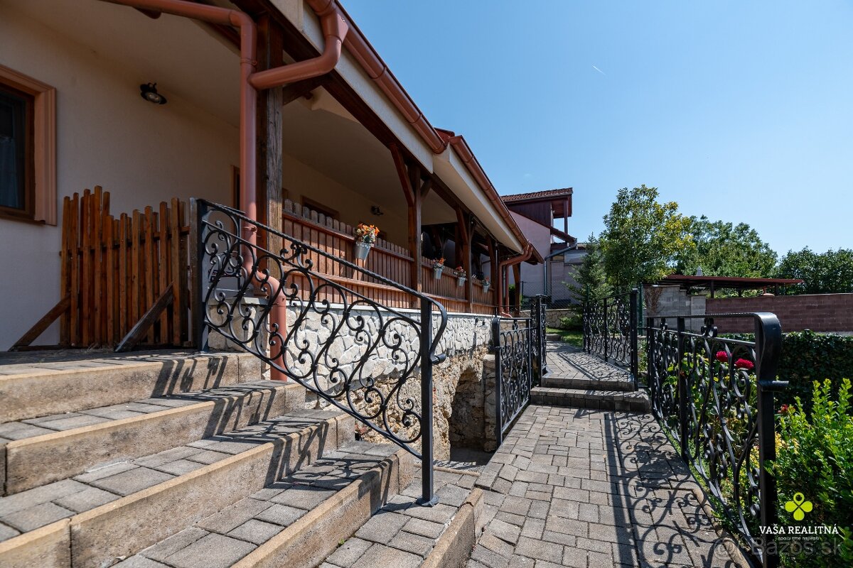 Investícia alebo bývanie v centre Bojníc - 6