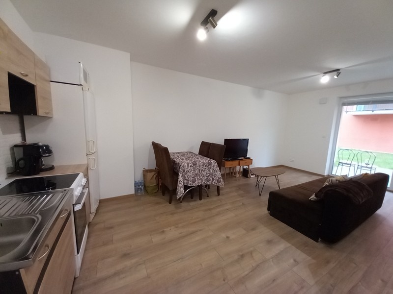 Investičný 1 izbový byt s terasou a parkovacím miestom v cen - 6